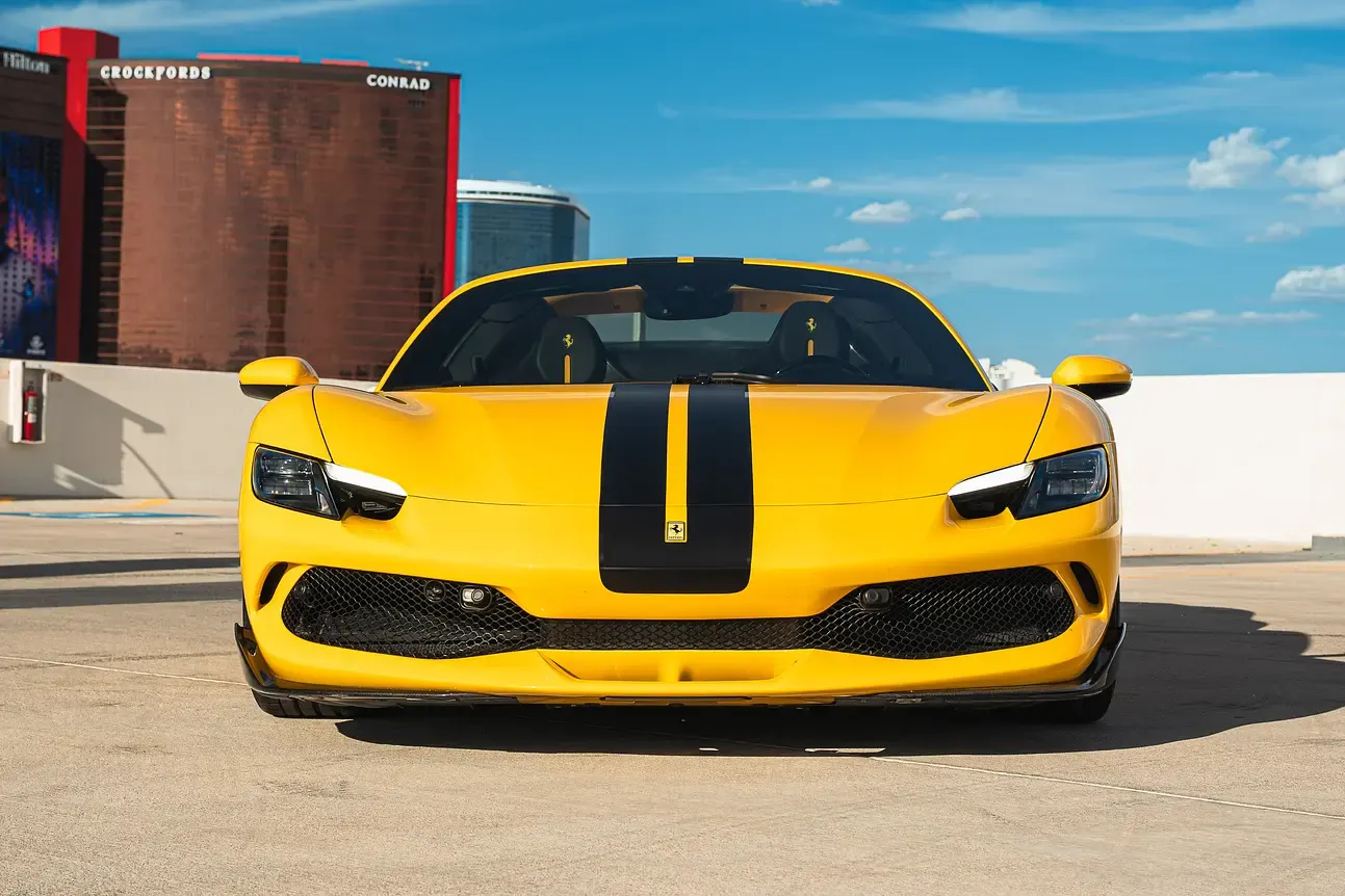 Ferrari 296 GTS Yellow — photo 3