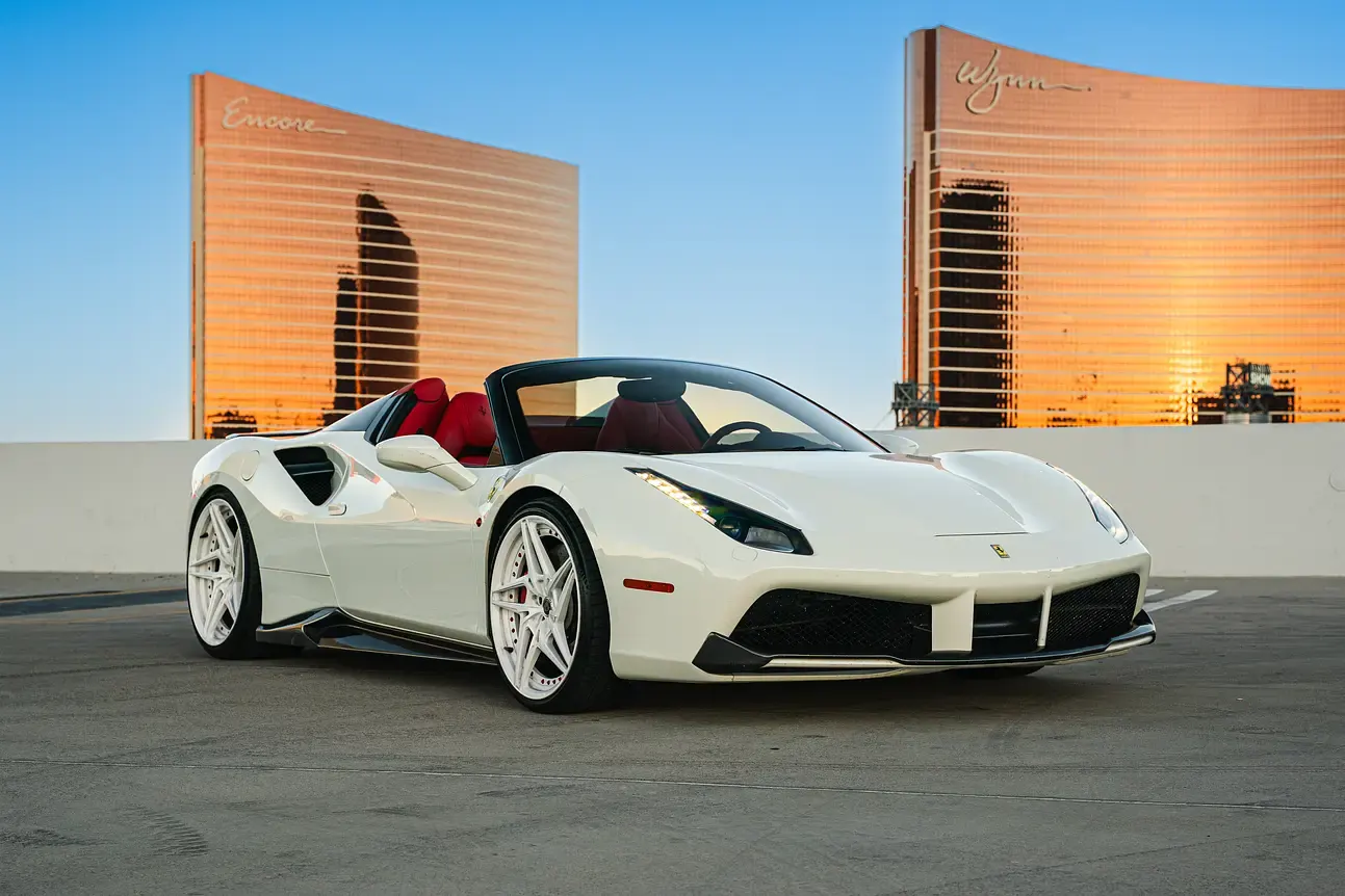 Ferrari 488 Spider (White) — photo 3