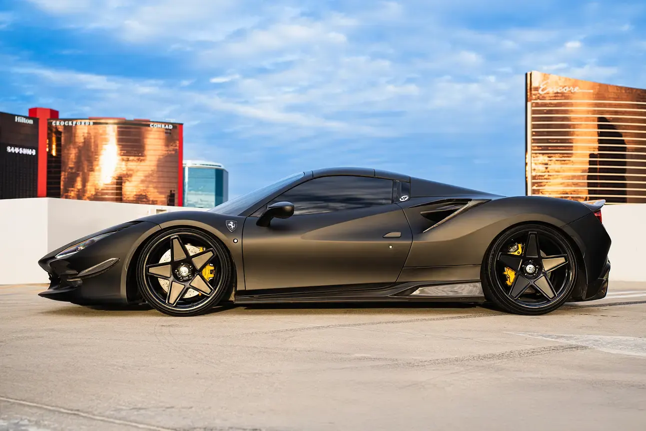 Ferrari F8 Spider — photo 3
