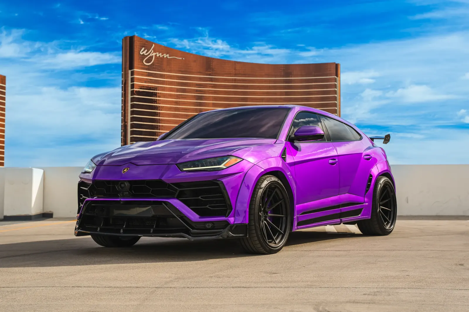 Lamborghini Urus Widebody — photo 3