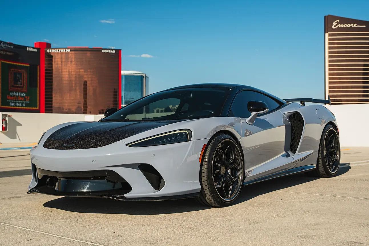McLaren GT Silver